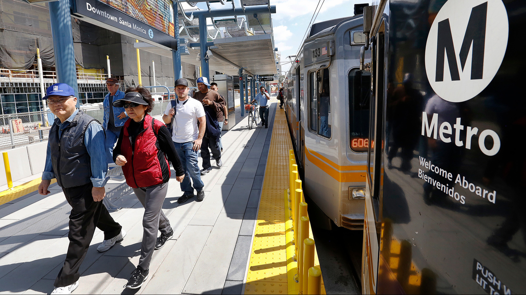 Without more walkable cities, building new transit won&#39;t reverse Metro&#39;s ridership decline - LA ...