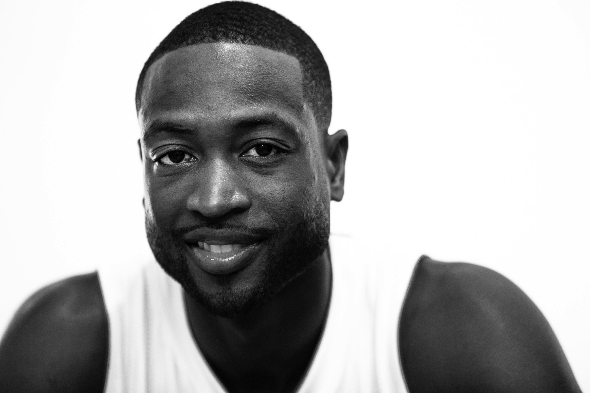 After vowing to give back, Dwyane Wade loses cousin to gun violence - Chicago Tribune2048 x 1365