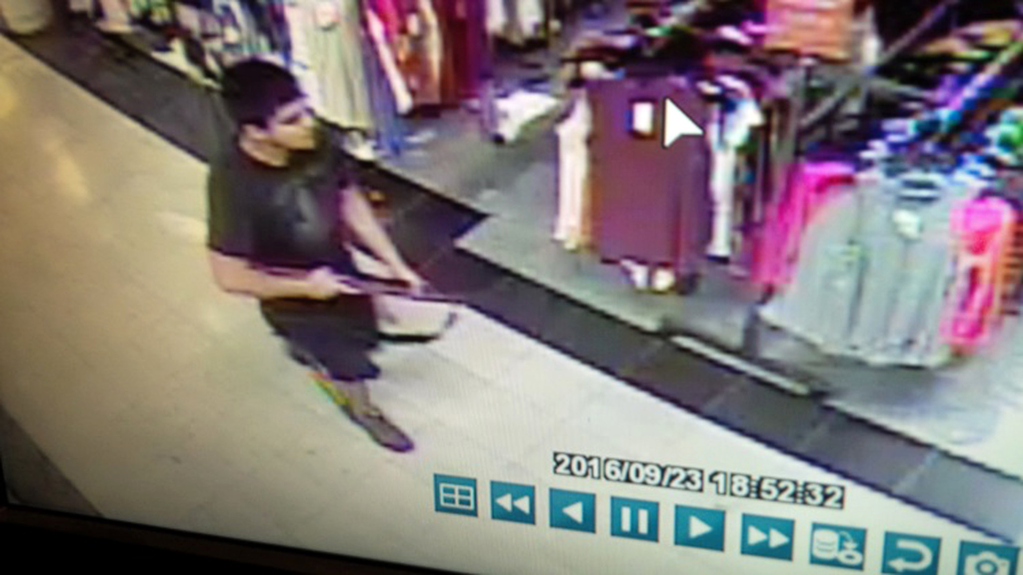 Suspect arrested in deadly Washington state mall shooting, authorities