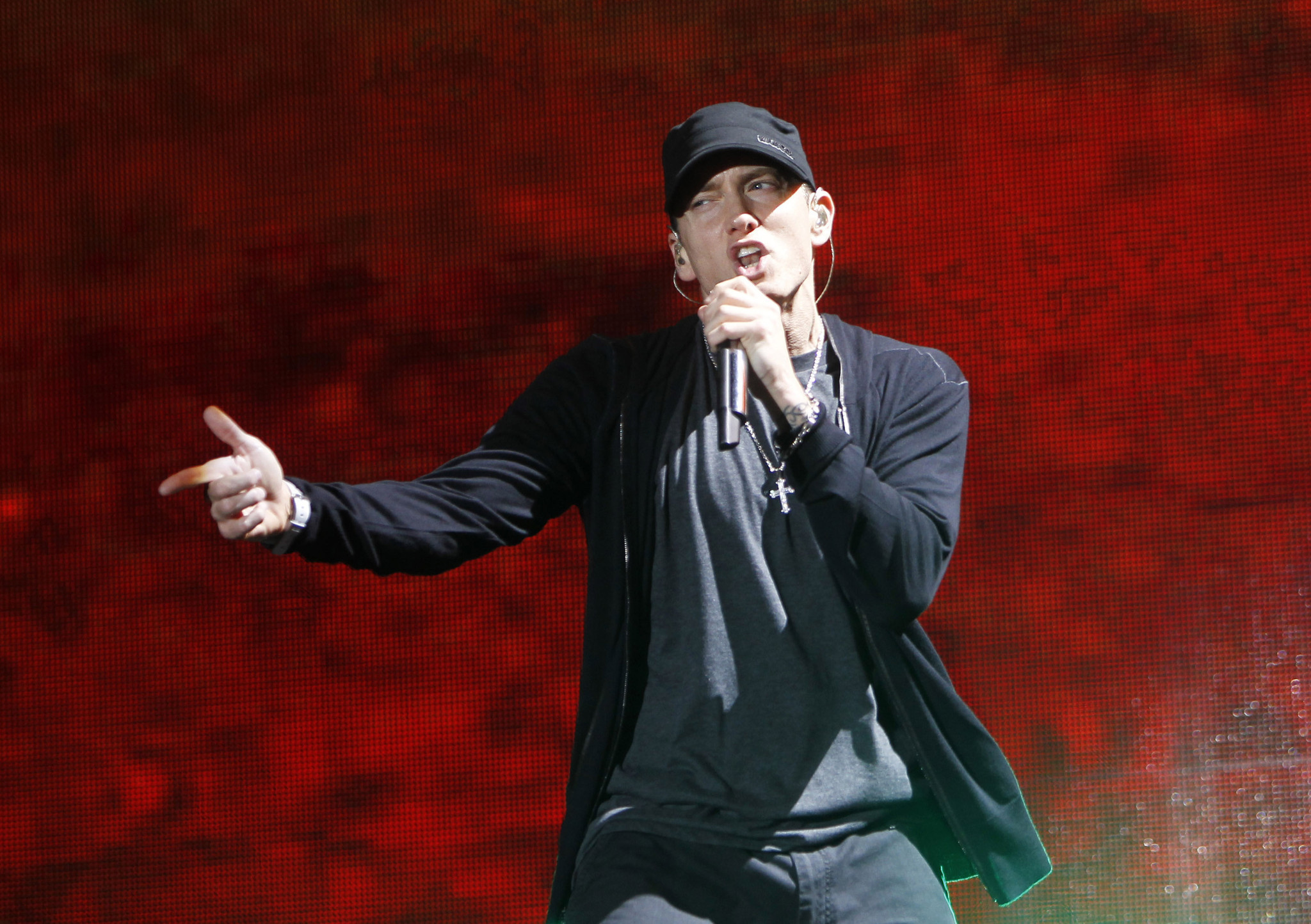 Eminem releases anti-Trump single 'Campaign Speech' - LA Times2048 x 1444