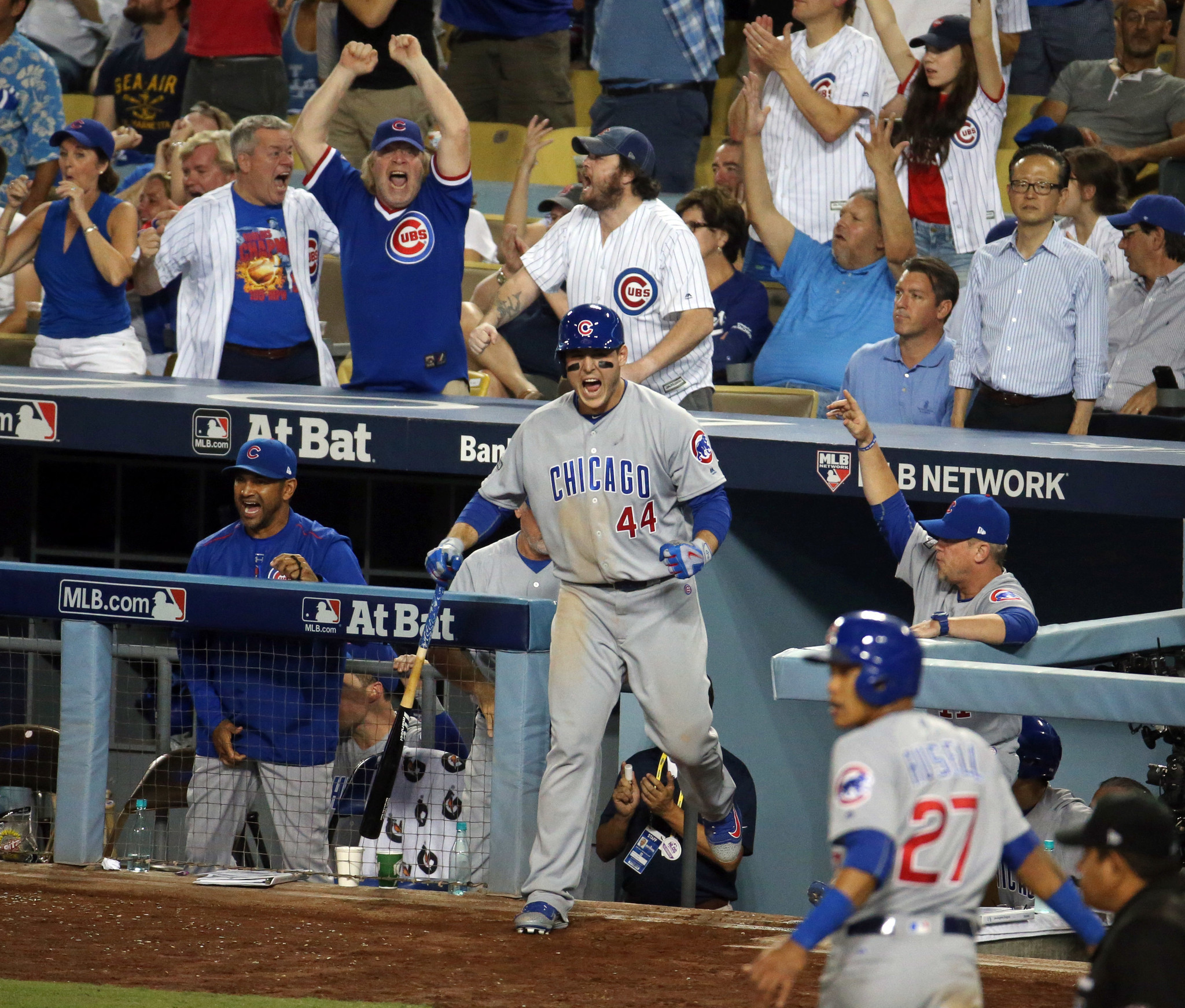 Cubs beat Dodgers 8-4 in Game 5; take 3-2 lead in NLCS