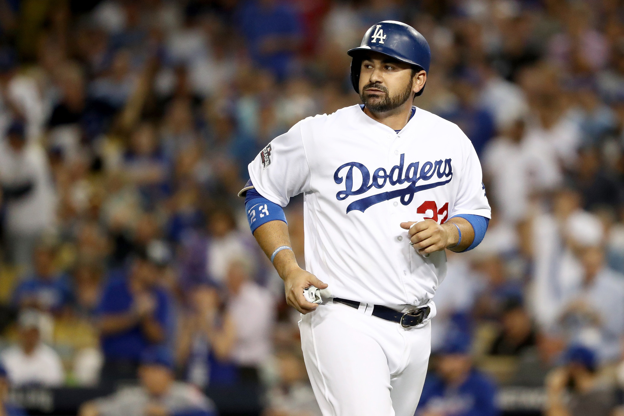 A challenge to Cubs fans? Adrian Gonzalez says Wrigley won’t get any louder