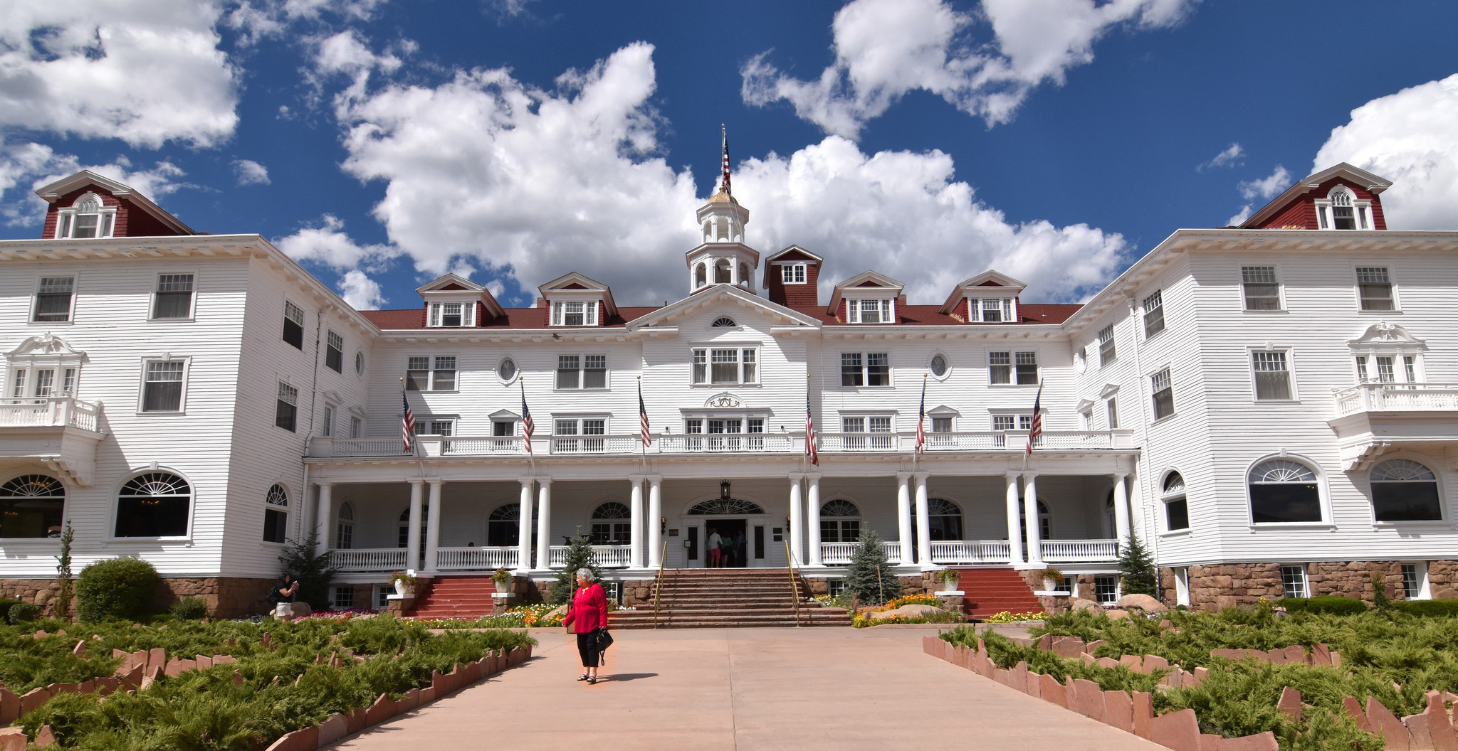 National park tips: See the spooky Stanley Hotel that inspired Stephen King's 'The Shining' - Los Angeles Times