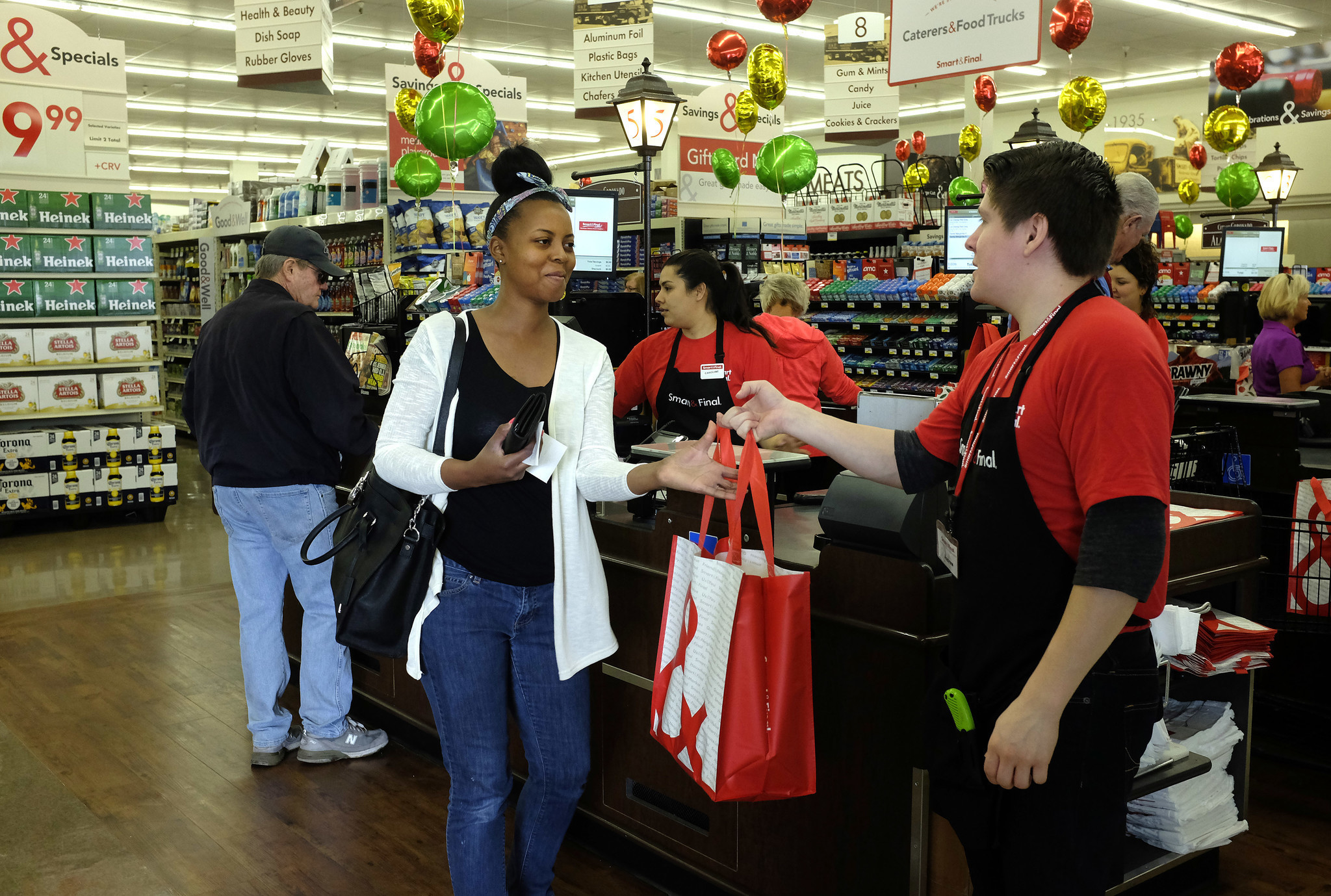 Smart Final Opens 12 Stores In San Diego In 2016 The San Diego 