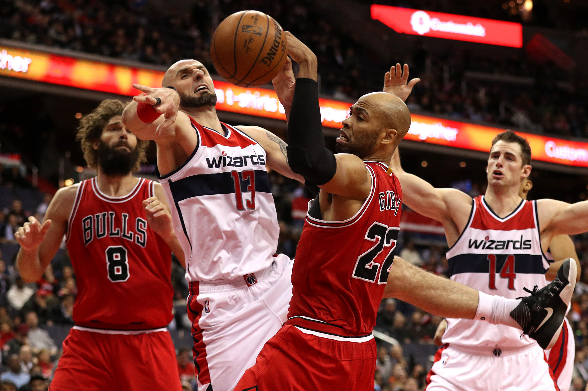With Jimmy Butler and Dwyane Wade out, Bulls fall short against Wizards