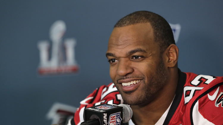Atlanta's Dwight Freeney is one of four Falcons players with Super Bowl experience, having won one and lost one with the Indianapolis Colts. (Tim Warner / Getty Images)