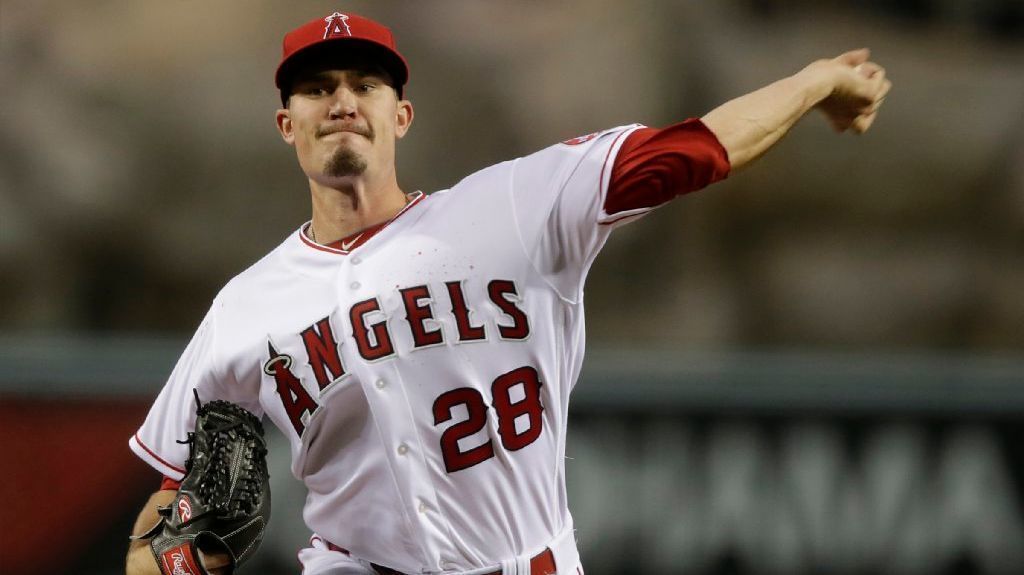 Angels' Andrew Heaney won't rule out return from surgery this season