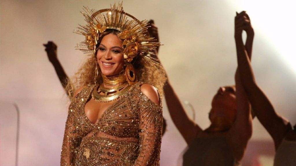 Who should replace pregnant Beyoncé at Coachella? Vote here!