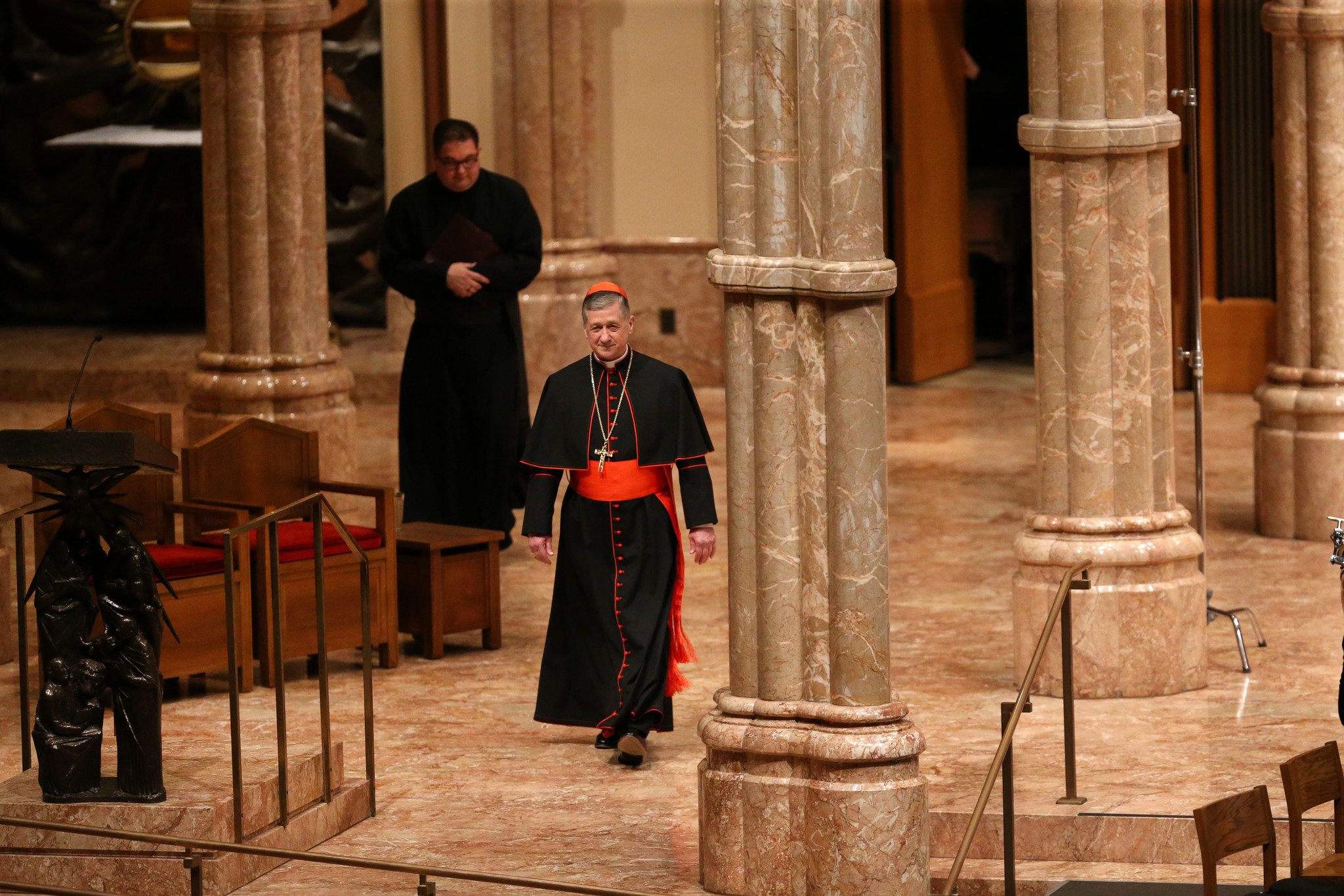 Cupich to priests: No entry for immigration agents without warrants