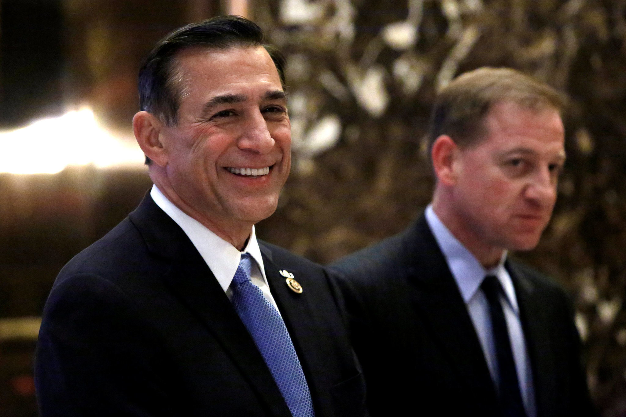 Issa votes down request to Justice Department to turn over Trump investigation documents