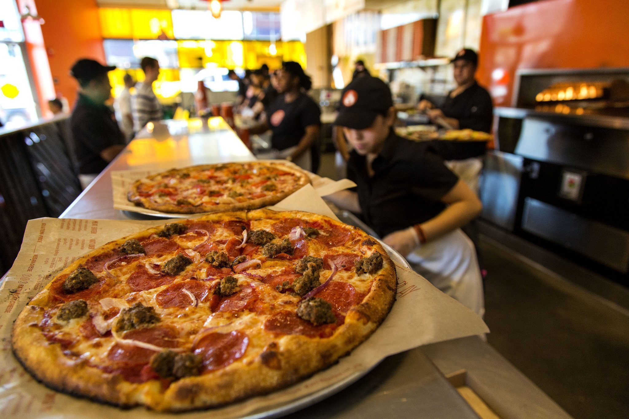 Blaze Pizza giving away free pies with restaurant opening ...