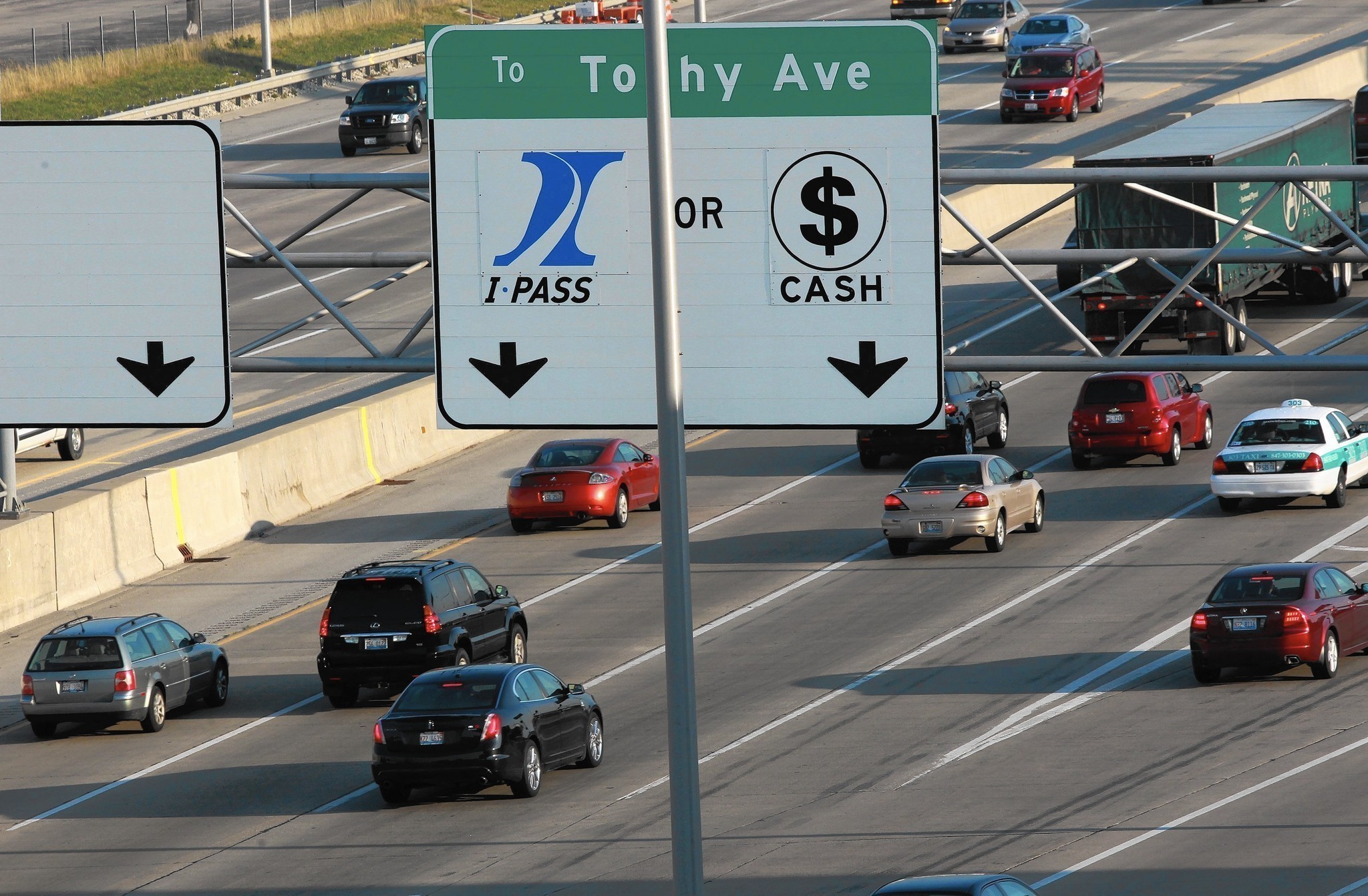 Tollway unveils, advances $4B plan to widen Tri-State, from Balmoral to 95th