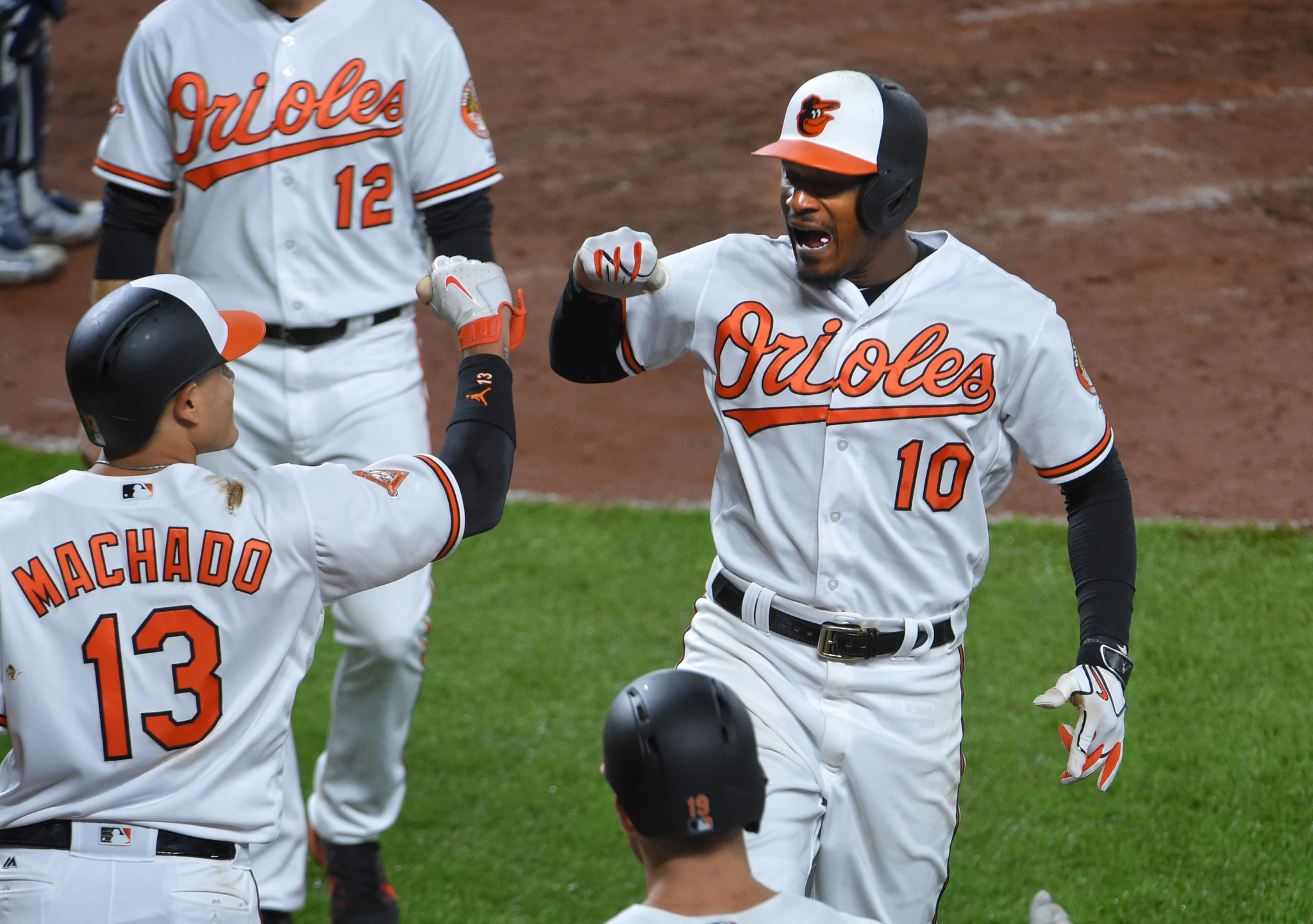 Homers by Kim, Schoop and Jones help Orioles rally past Rays, 6-3, in rain-delayed game