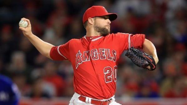 Angels have to adjust bullpen on the fly