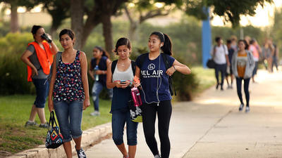 Grandes cambios podrían llegar a las escuelas de Los Ángeles tras la gran victoria del movimiento charter