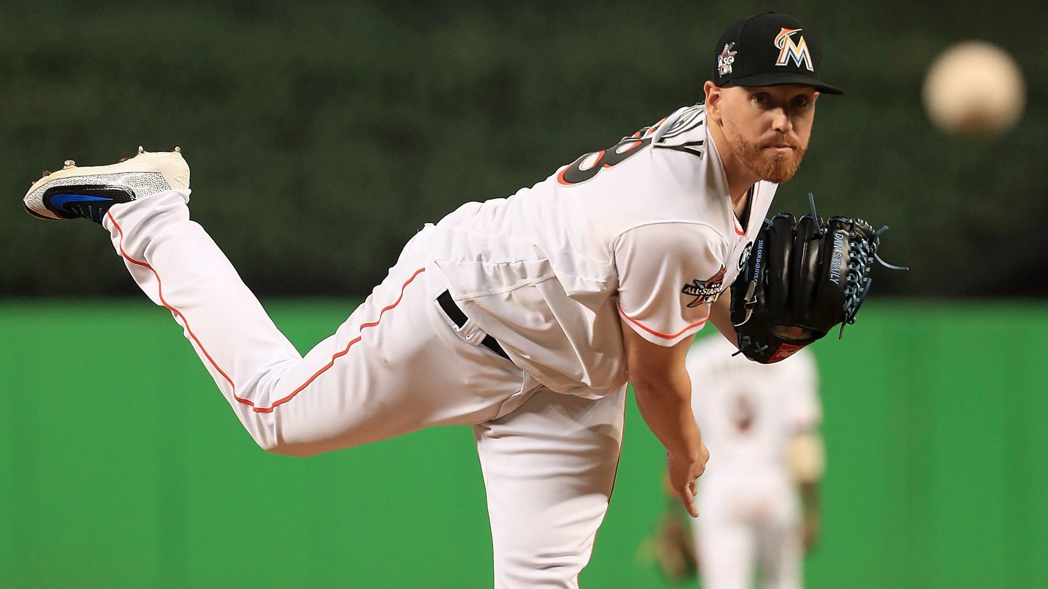 Dan Straily key in Marlins' comeback win, holding his own against Nationals' Max Scherzer