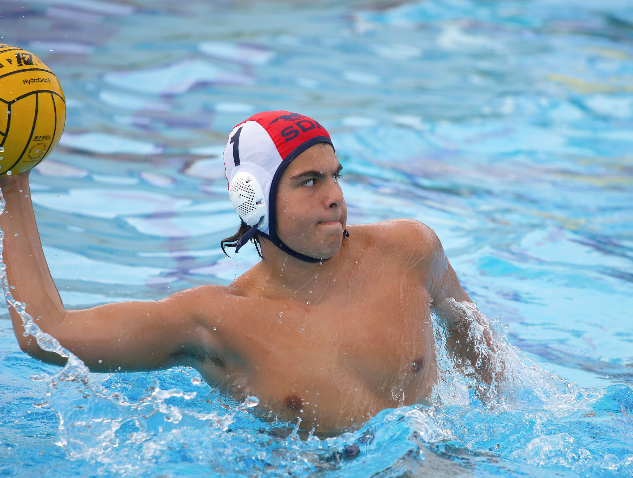 water polo players        <h3 class=