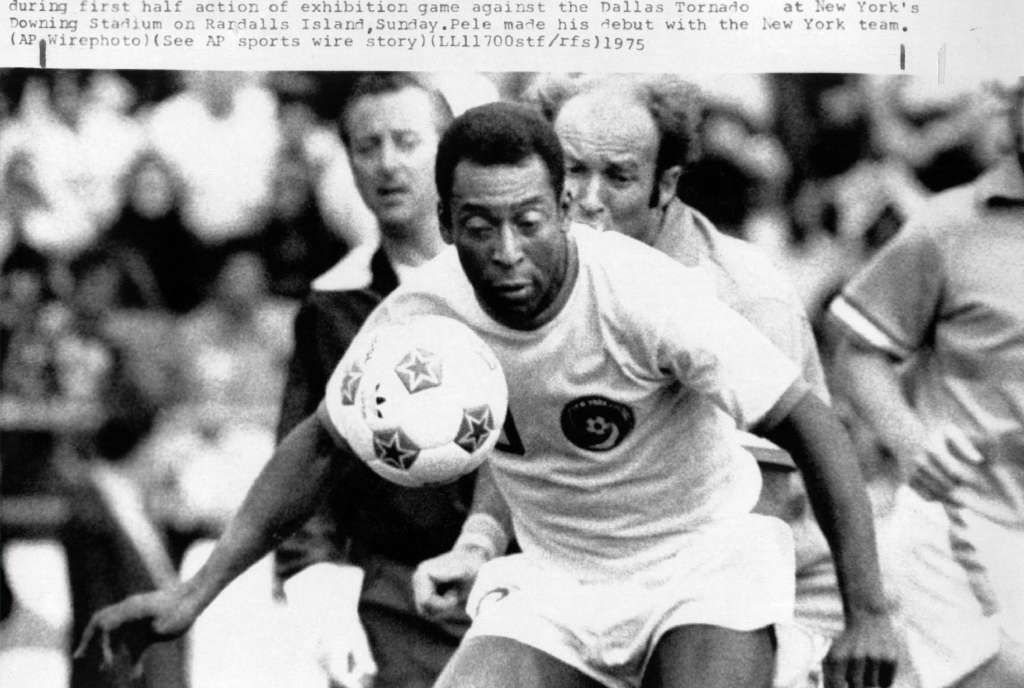 Pelé Soccer kicks into Disney Springs - Orlando Sentinel