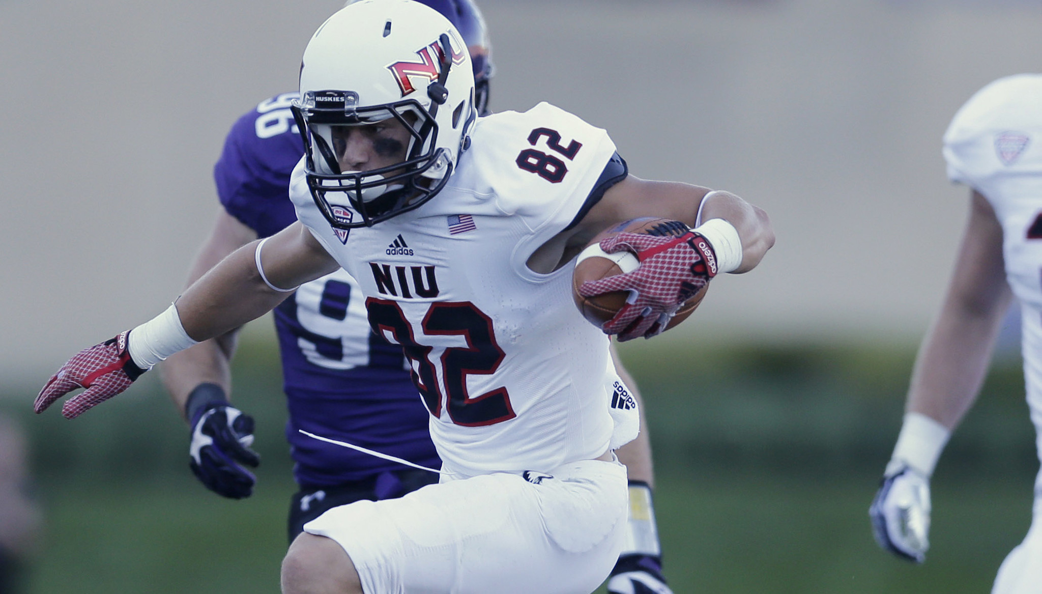 NIU receiver Chad Beebe back from injury, inspired by father's unlikely path - Chicago ...2048 x 1167