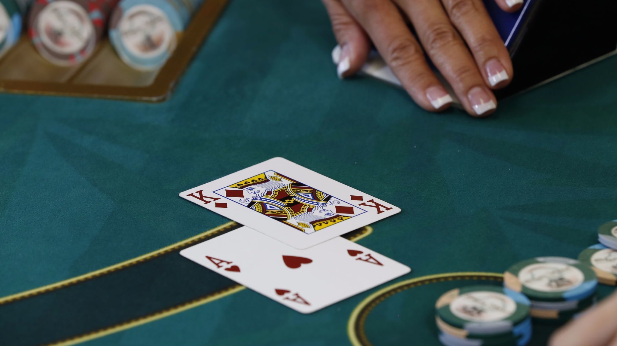 Man hits $1 million jackpot on Super 4 Progressive Blackjack wager