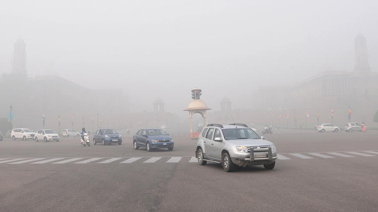 New Delhi struggles with heavily polluted air, India - 07 Nov 2017