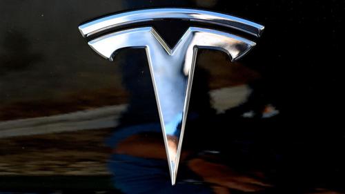 Lawsuit calls Tesla factory a hotbed of racism; Tesla calls lawsuit a 'hotbed of misinformation'