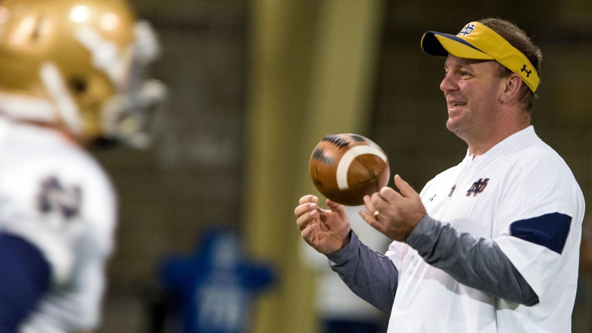Notre Dame loses defensive coordinator Mike Elko to Texas A&M