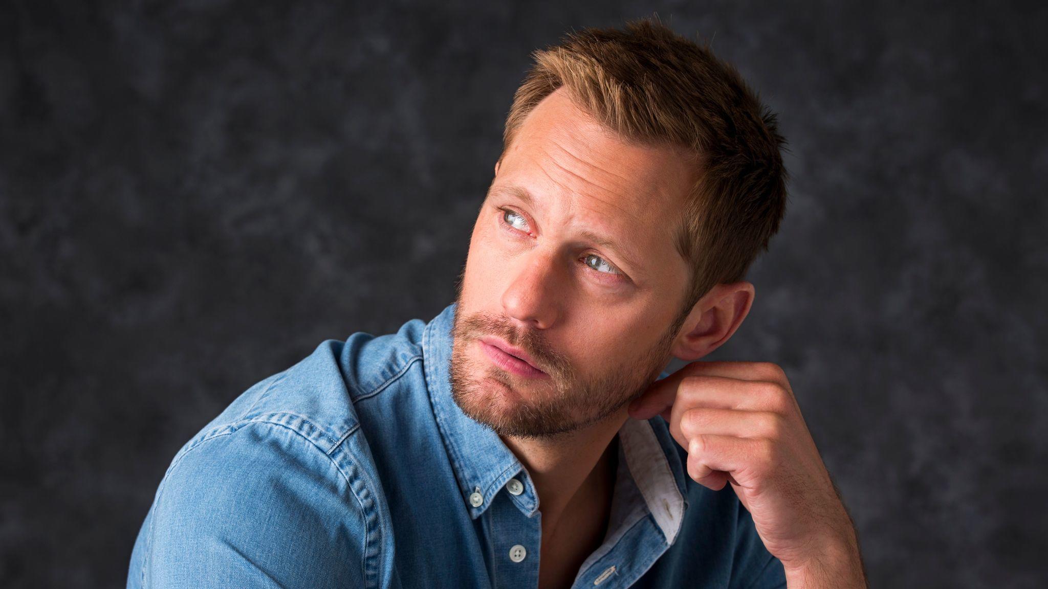 Alexander Skarsgård wins supporting actor in a TV series, limited series or TV movie ...