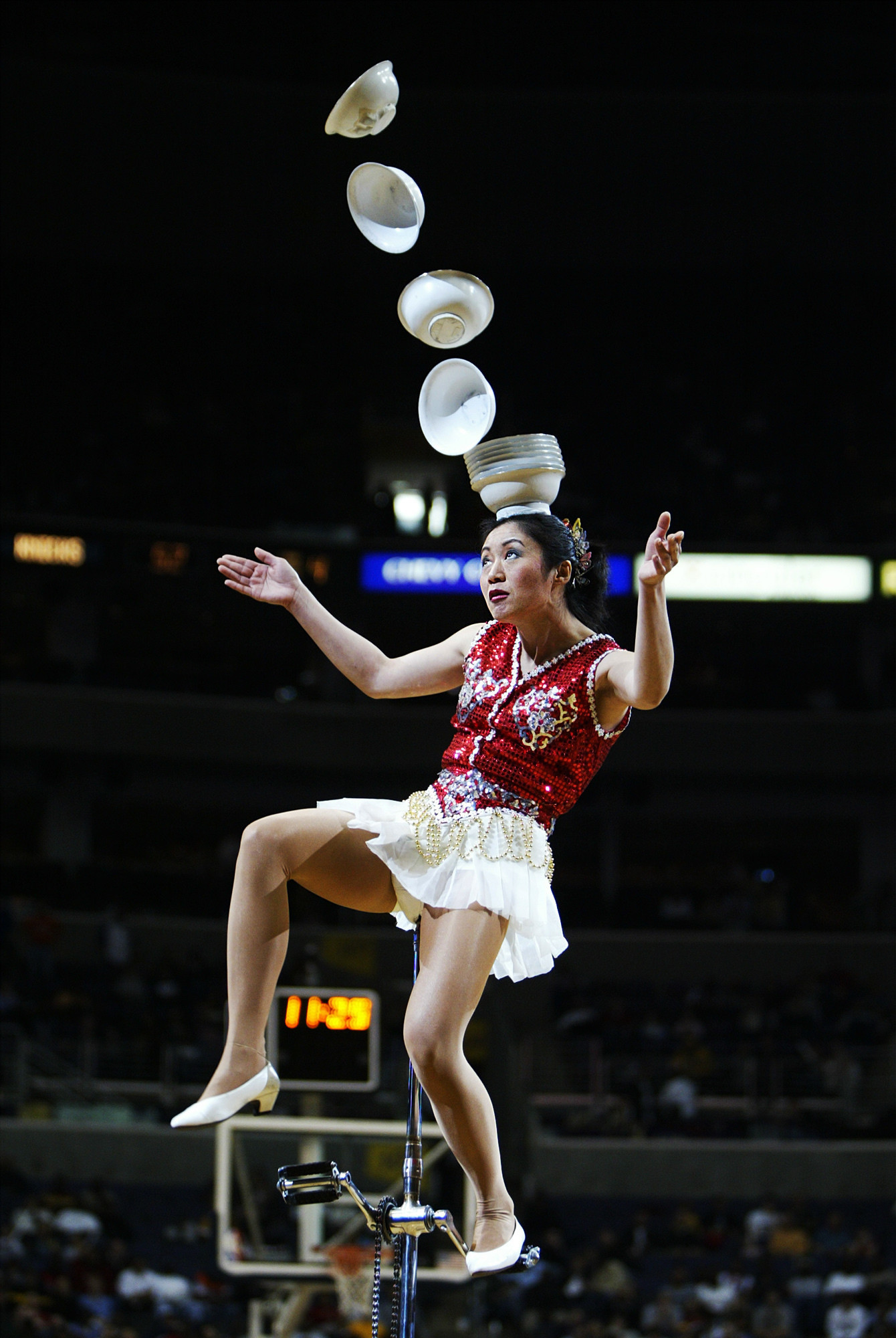 Warriors to replace Red Panda's stolen $25k unicycle - Chicago Tribune1340 x 2000