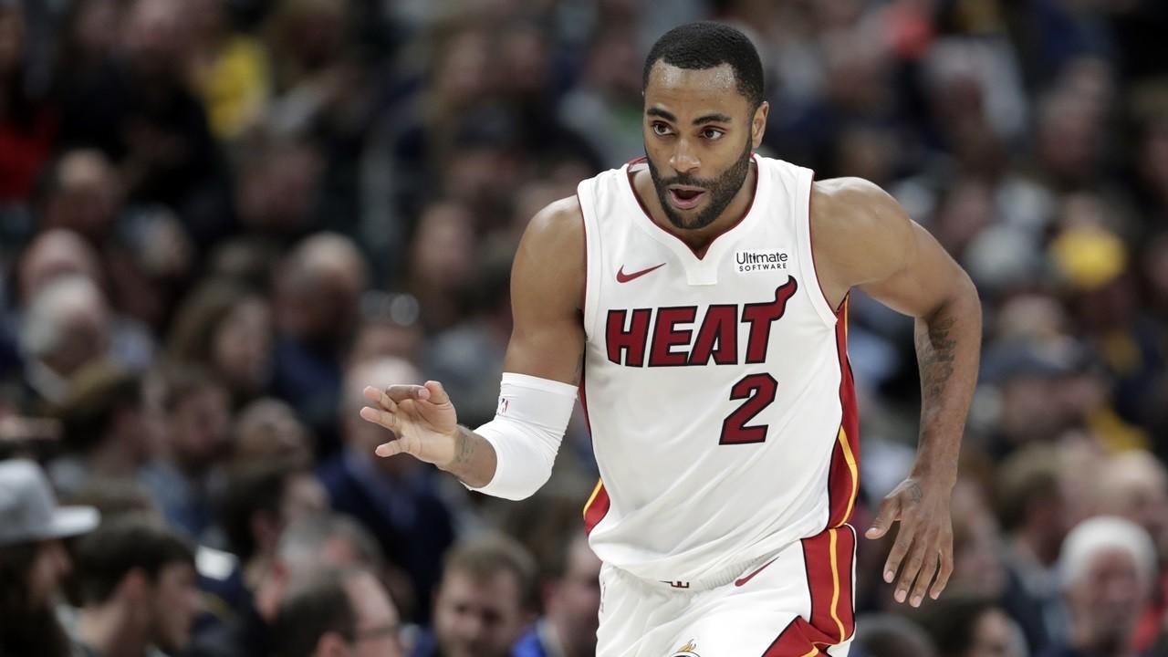 Heat's Wayne Ellington bounced in the first round of NBA 3-point contest