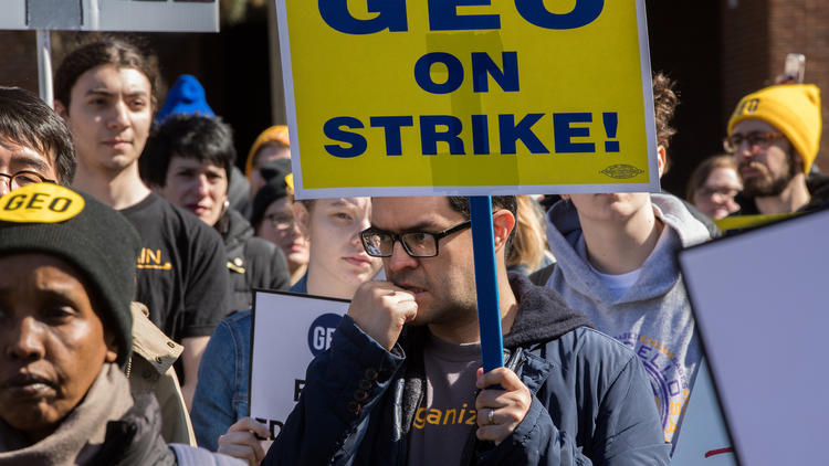 University of Illinois graduate student employees strike