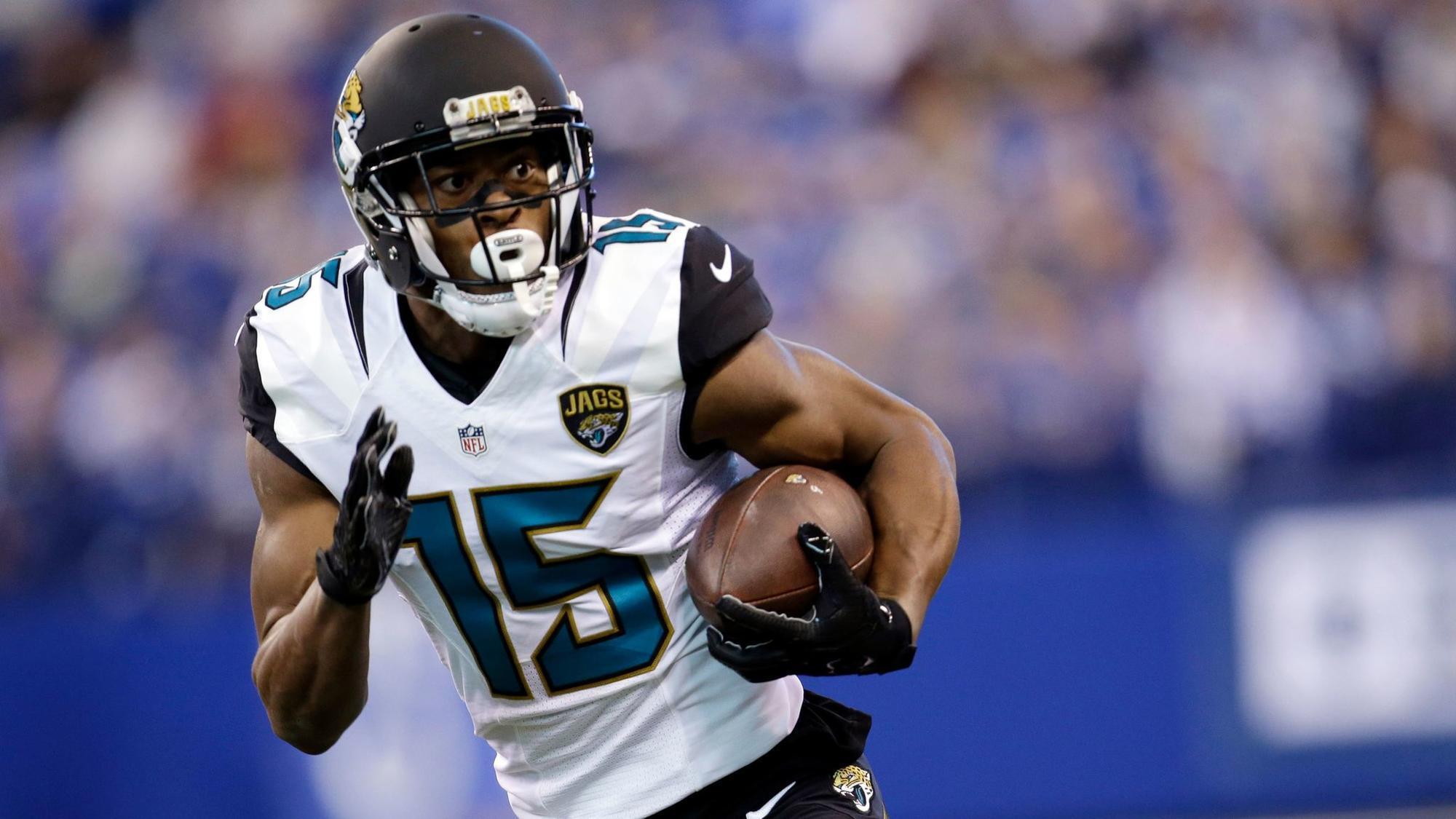 Jimmy's Famous Seafood offers crabcakes for life to Allen Robinson II if he signs with Ravens