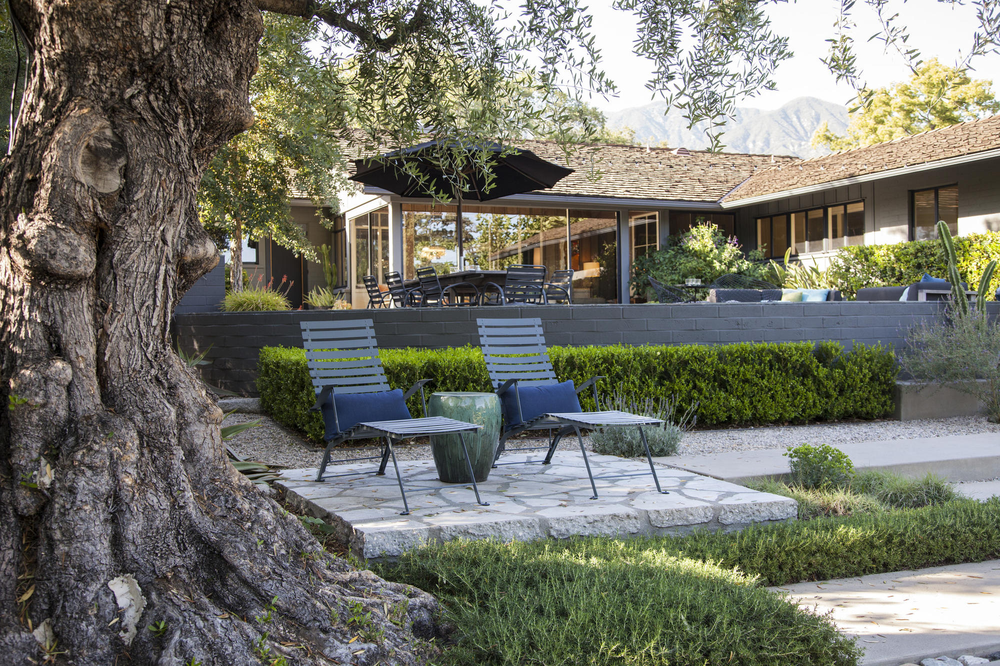 A new garden with a traditional twist in Pasadena