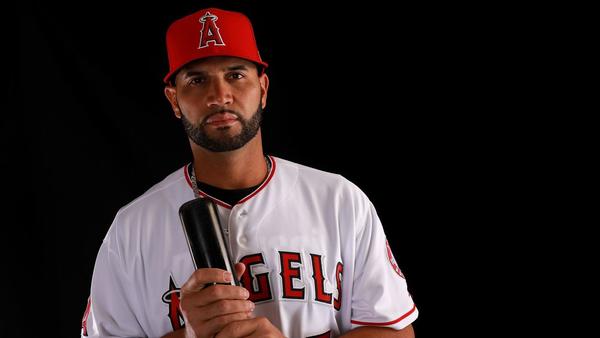 As he closes in on 3,000 hits, Albert Pujols is a Hall of Famer on and off the field