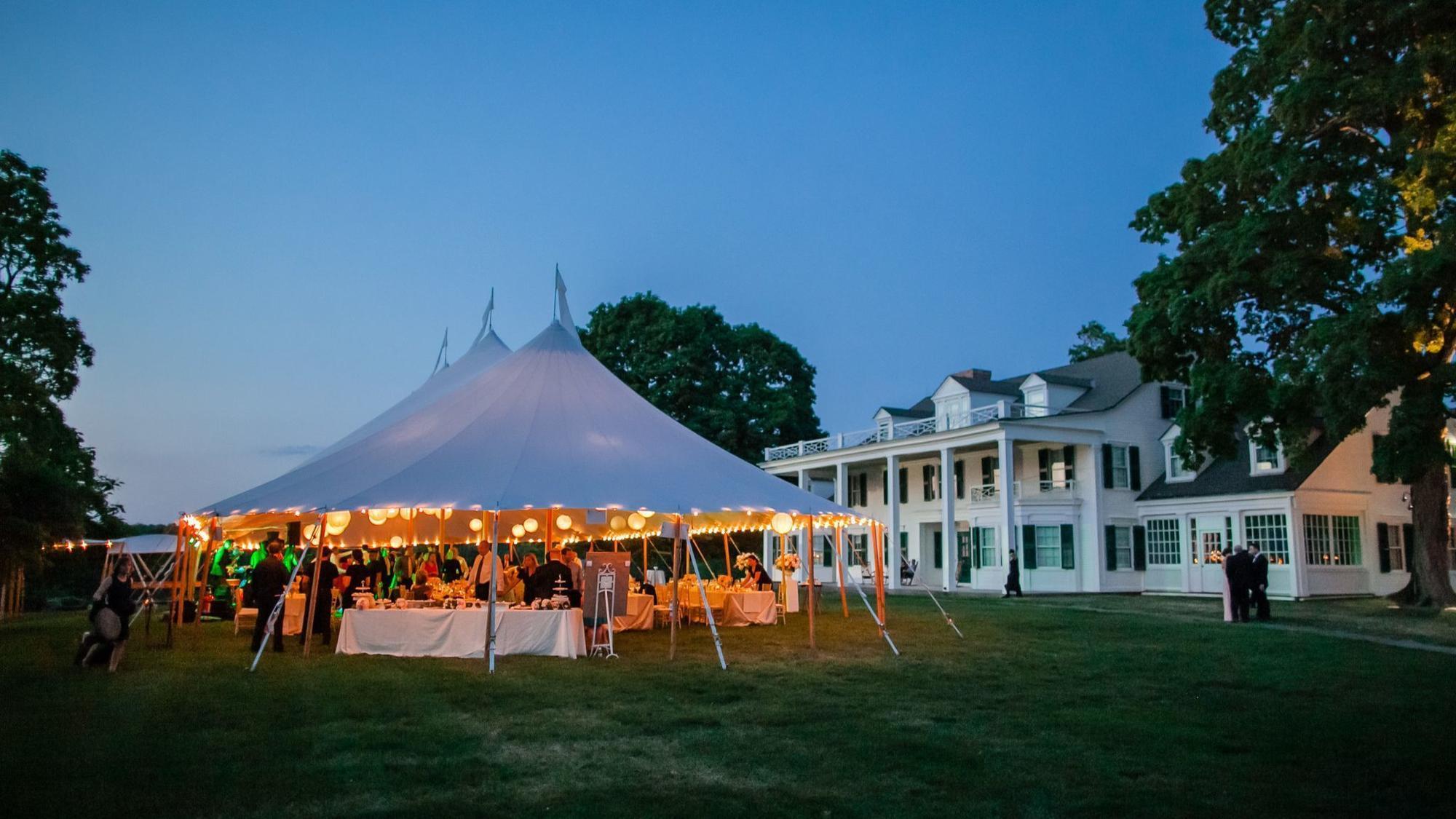 Outdoor Weddings Tented Celebrations At Farms Vineyards Museums
