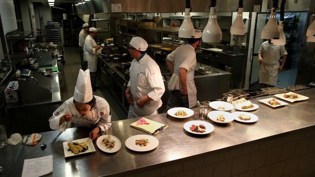 Kendall College&#39;s culinary, hospitality programs to land on Michigan Ave. after sale to National ...