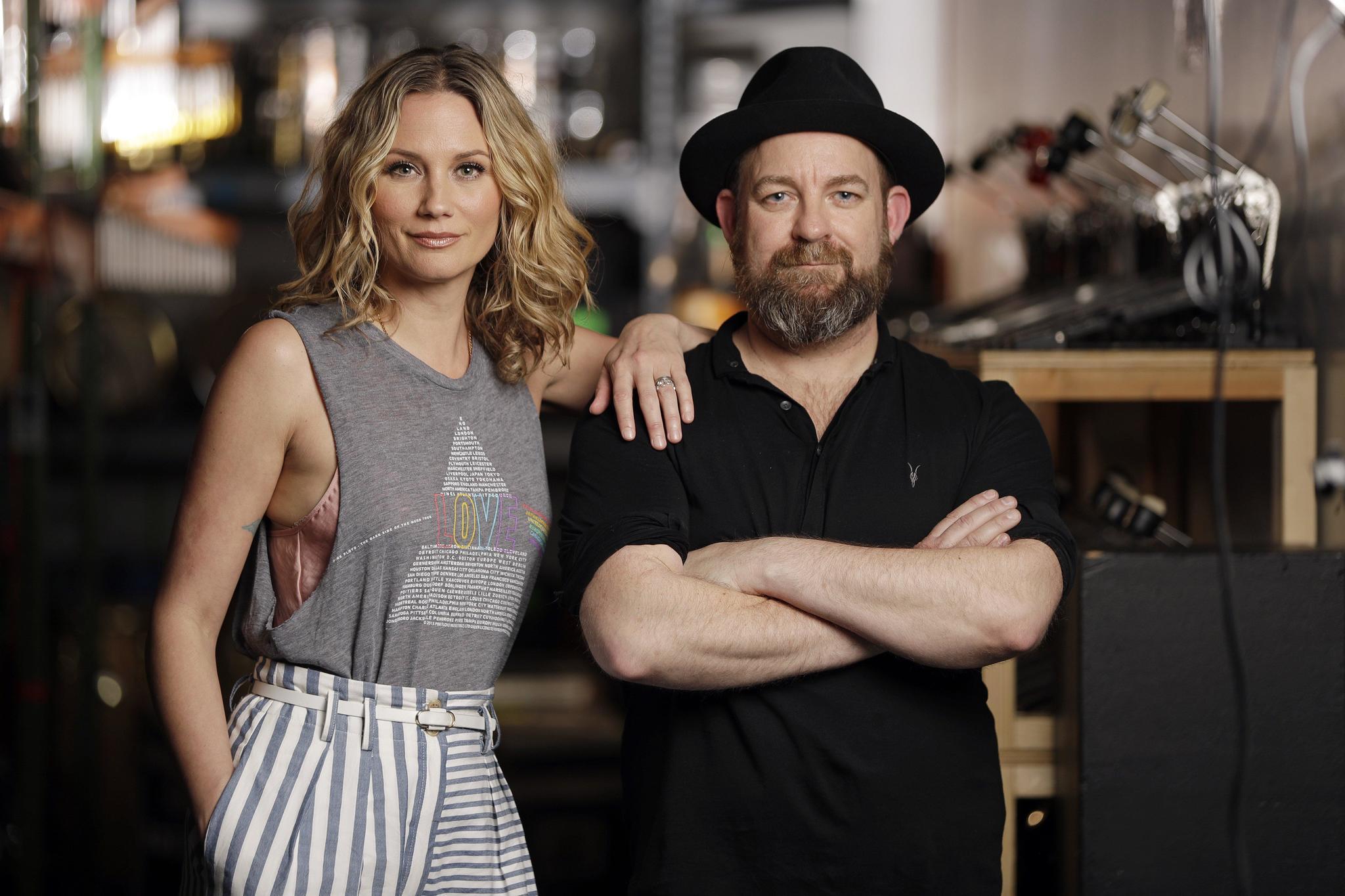 After a hiatus, Sugarland start a conversation with music The Morning