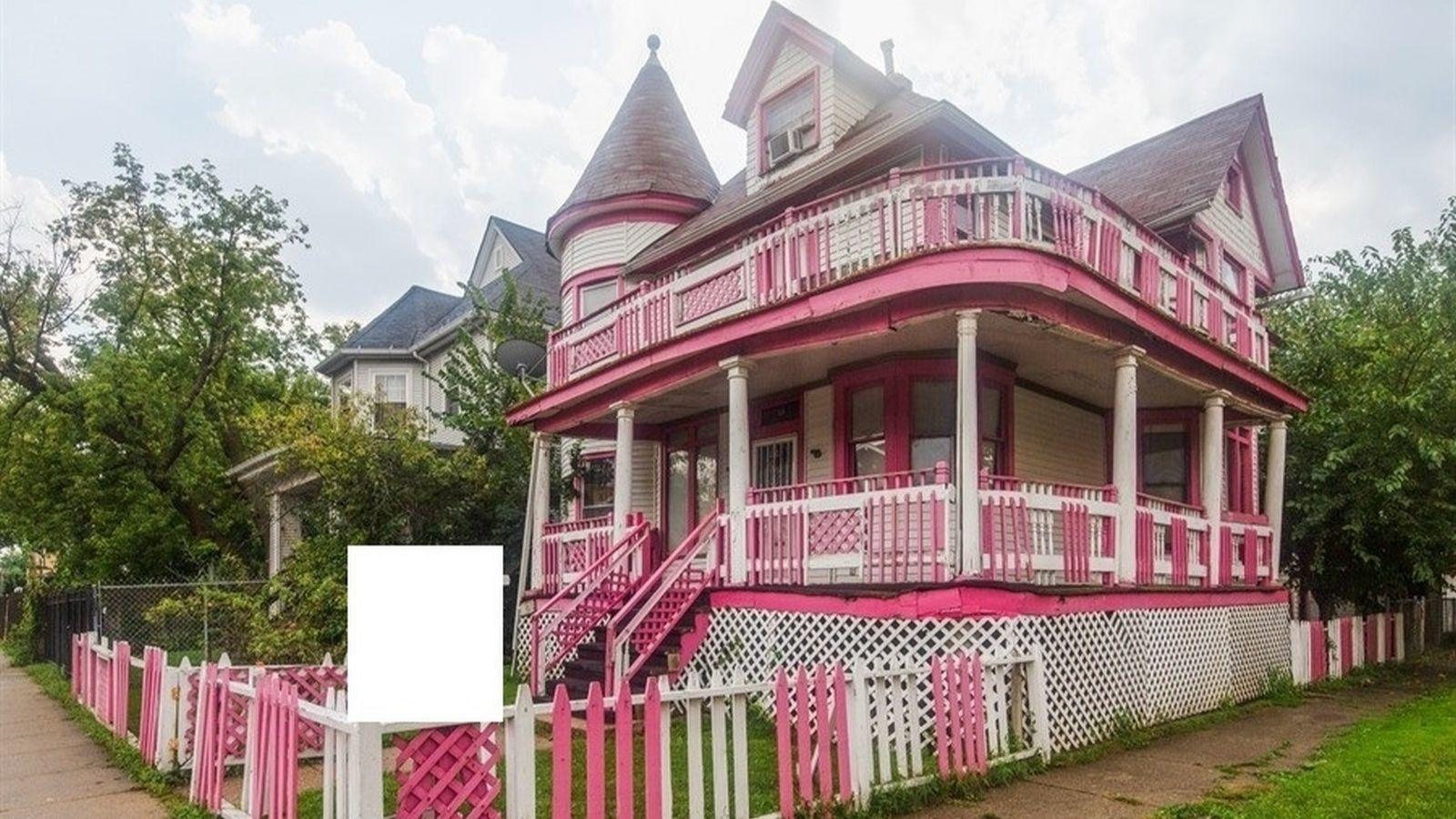 Barbie's Chicago Dreamhouse? Well-known pink Victorian home hits market