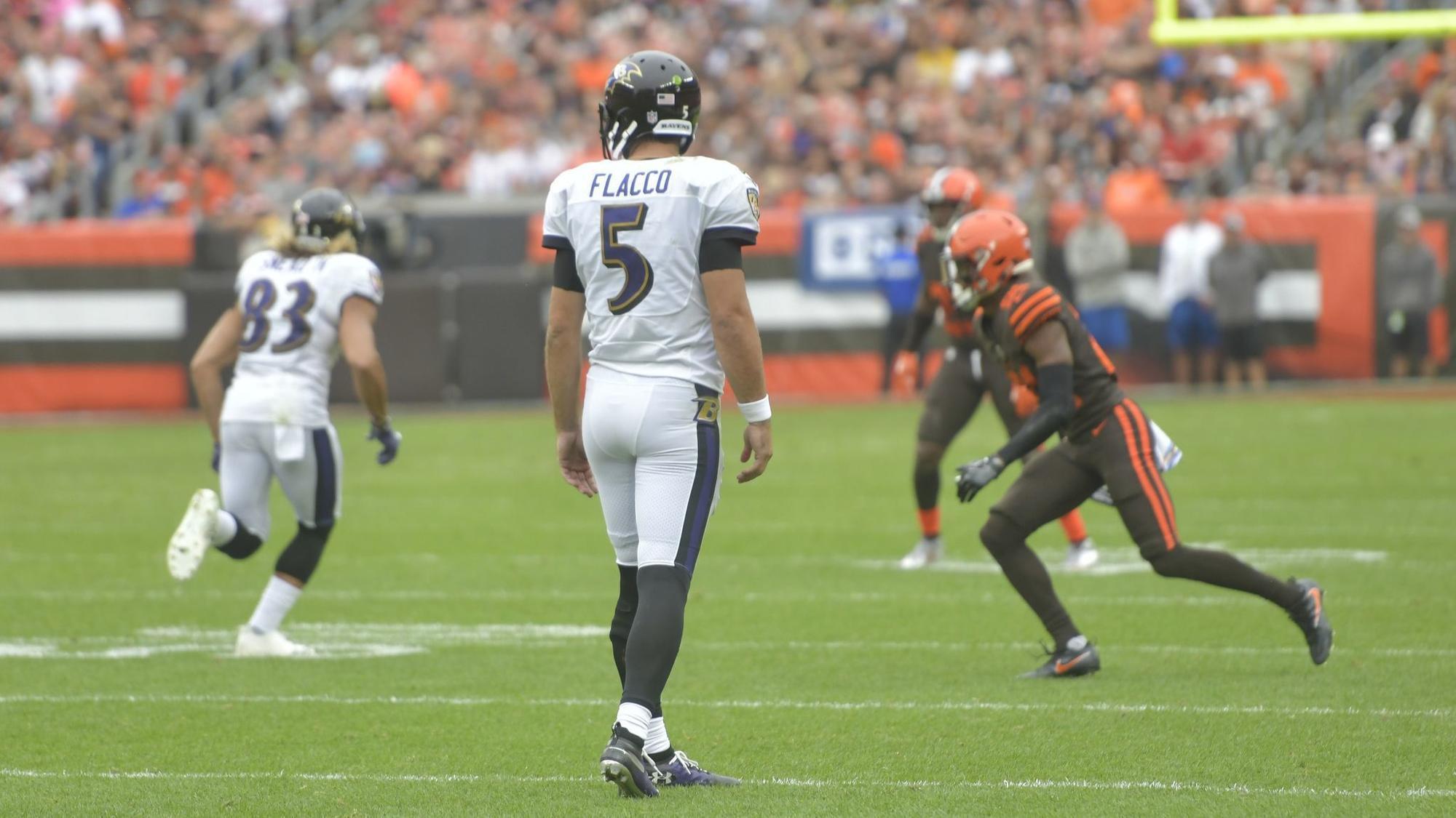 Ravens' Joe Flacco defends himself from wife’s criticism of effort at wide receiver ...2000 x 1125