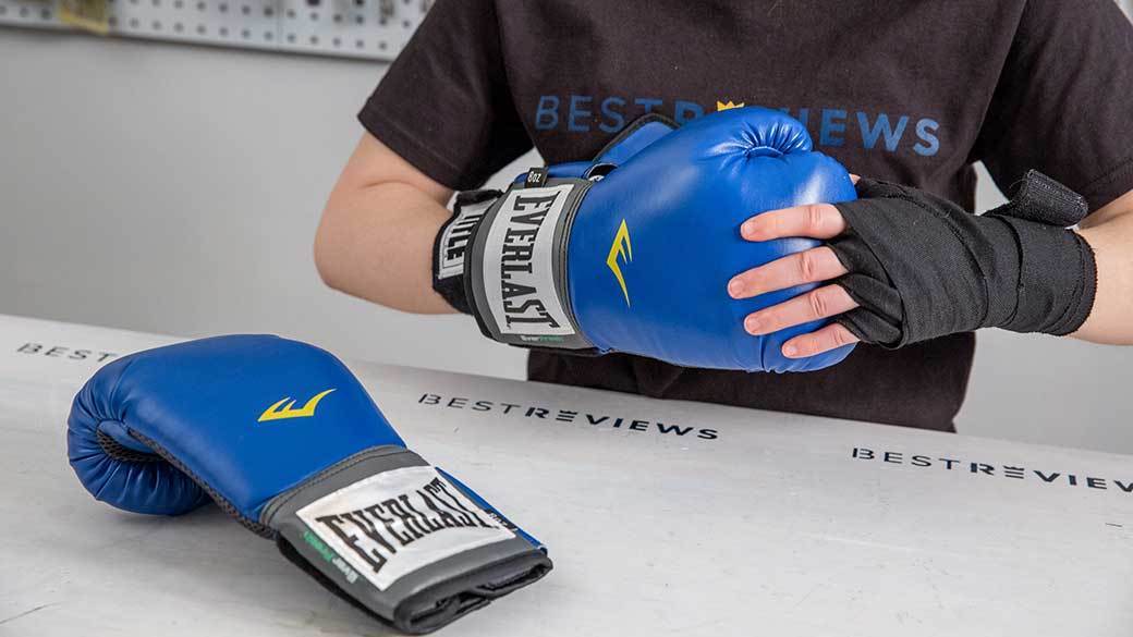 Badboxe Boxing Gloves MMA Gloves Made of Strong Flex Leather Best for Every Day Workout Strong Quality