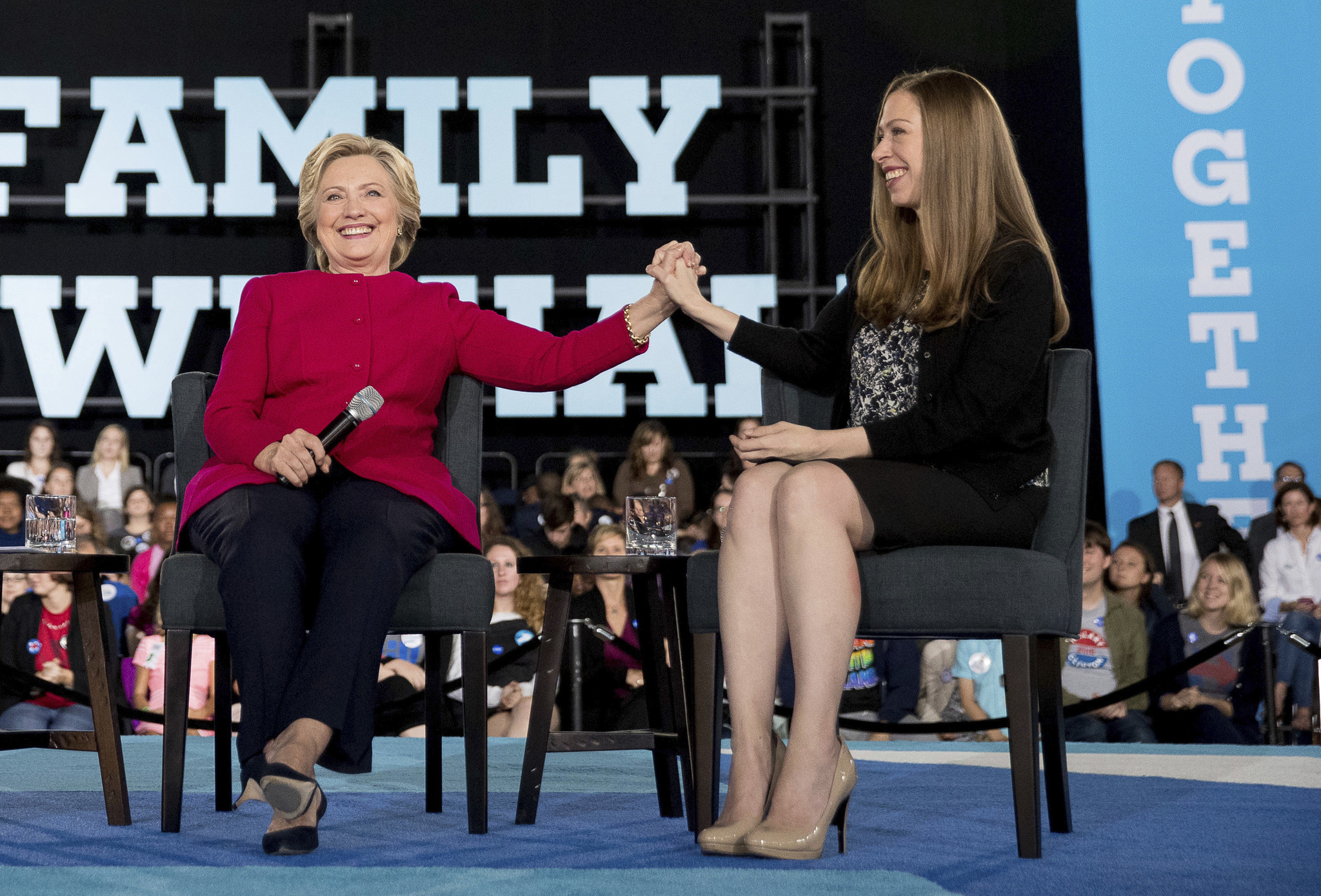Hillary, Chelsea Clinton writing first book together, on ‘gutsy women’