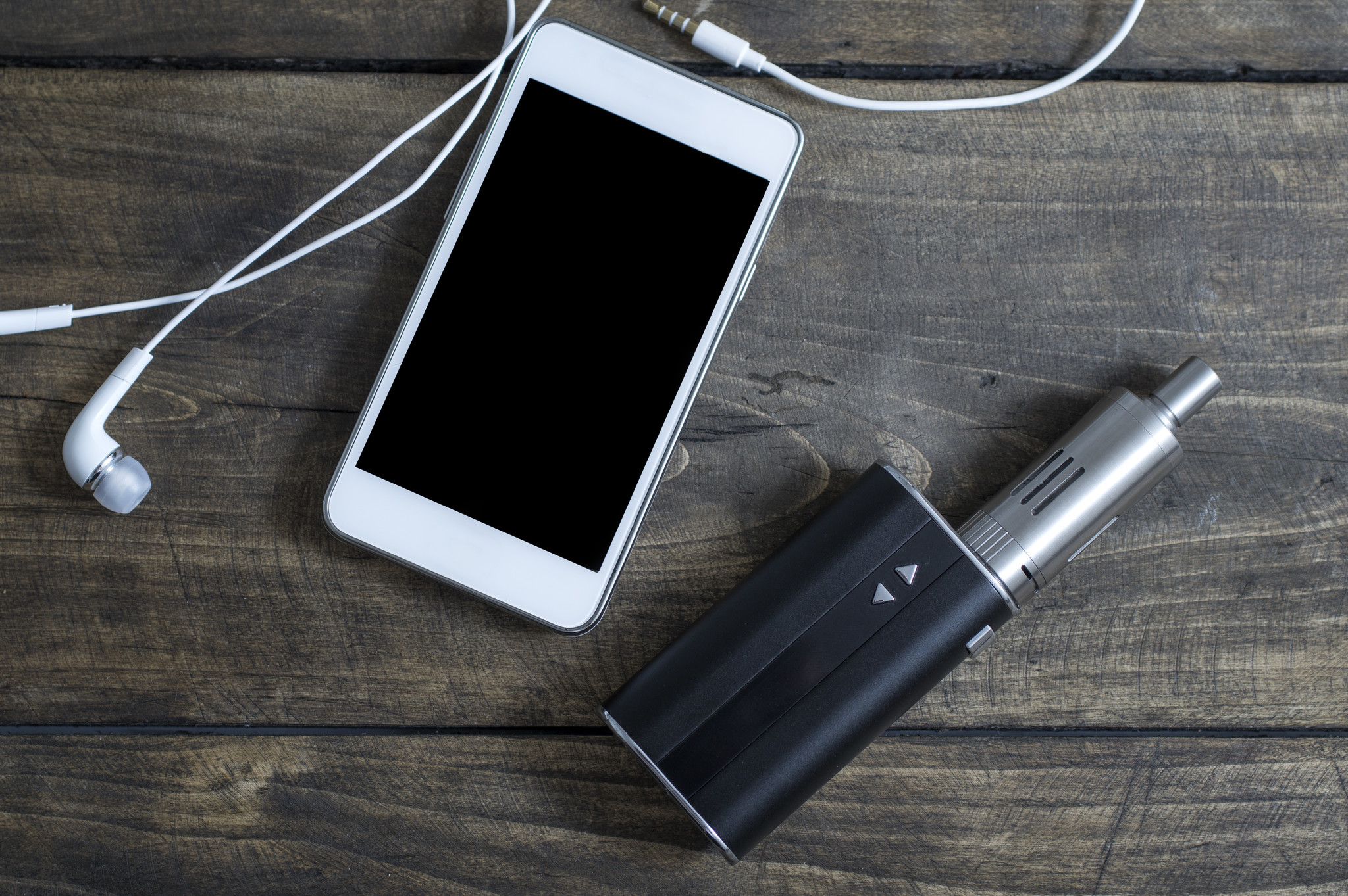 Apple bans vaping apps from store amid related deaths and FDA investigations