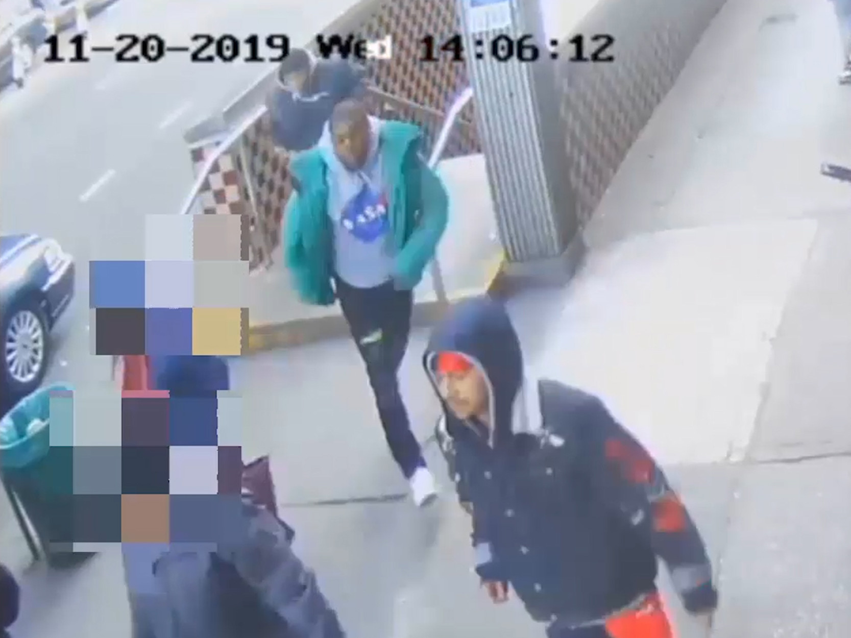 Teens attack dog owners on Queens subway in fight over puppy: police