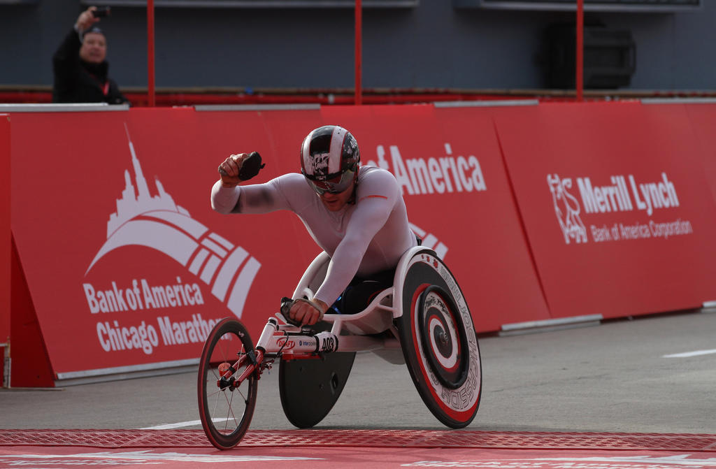 Josh Cassidy, of Canada, wins the men's wheelchair division of the 2012 Bank of America Chicago Marathon.
