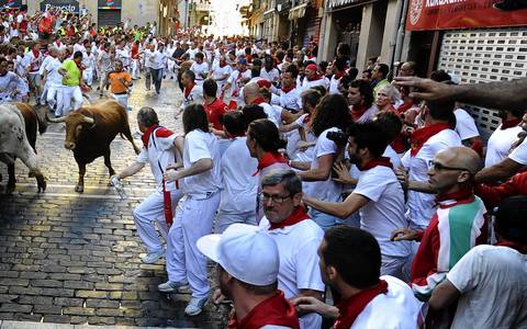 Photos: Pamplona's famous running of the bulls -- Chicago Tribune