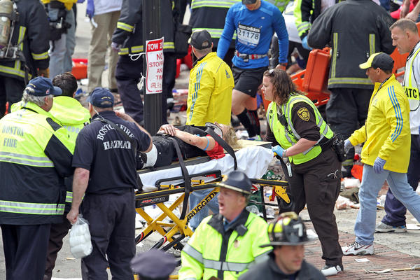 Runners, onlookers give first account of Boston Marathon blasts - latimes