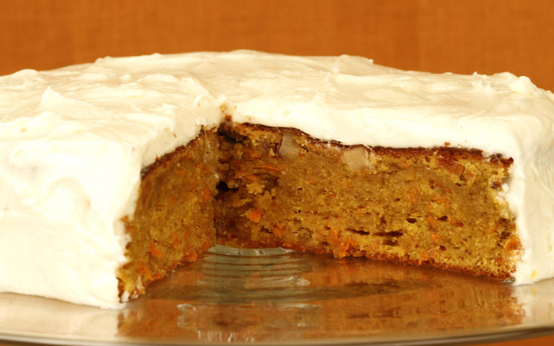 Carrot cake with ginger frosting