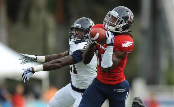 FAU beats rival FIU 21-6, becomes bowl-eligible for first time since ...