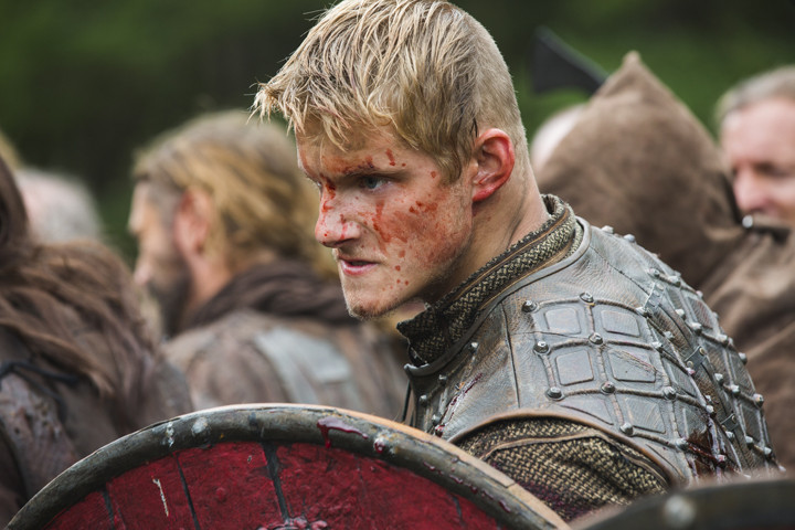 Alexander Ludwig grows with 'Vikings' role - RedEye Chicago
