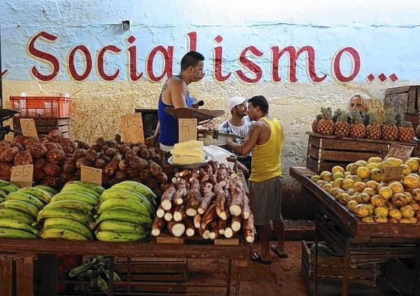 Vendors in Cuba
